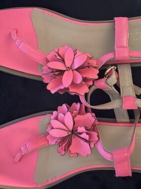 Uniqlo Pink Floral T-Strap Sandals